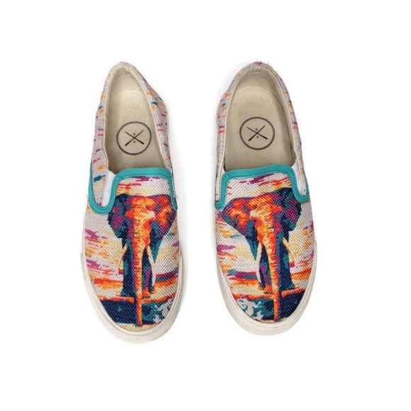 Inkkas Thai elephant colorfull slip on sneakers size 5 youth. - Picture 7 of 8